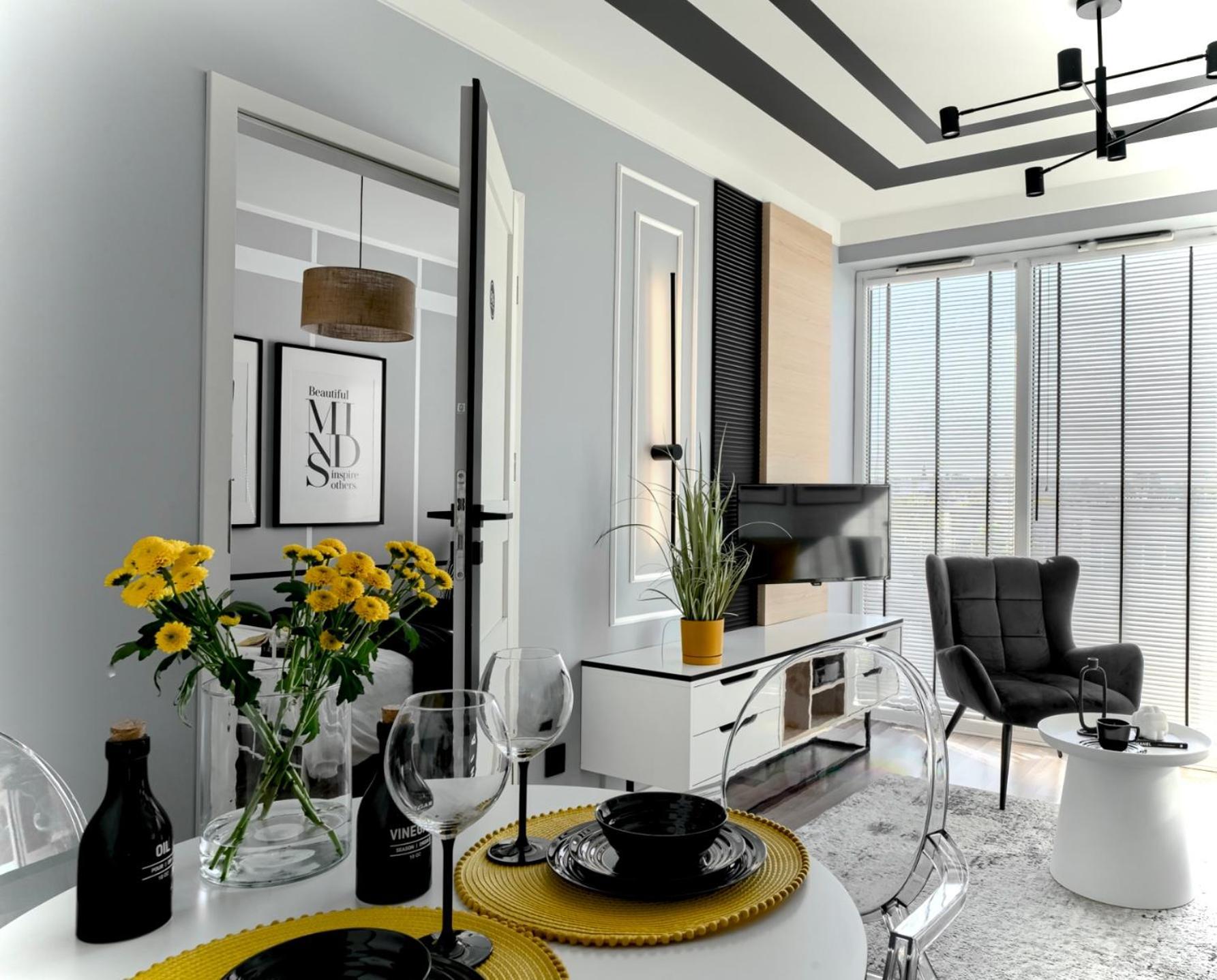 Apartment Sweet *
